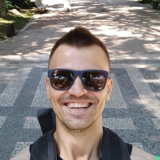 Кирилл Олейниченко