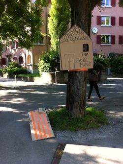 Missing alternative text