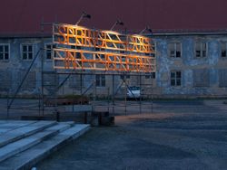 Missing alternative text