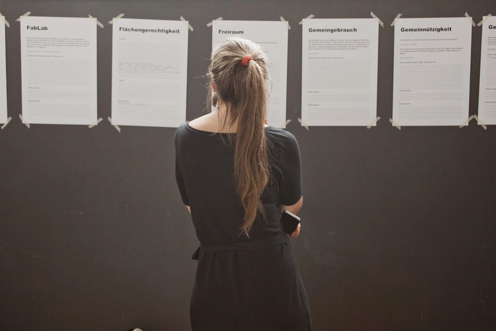 Missing alternative text