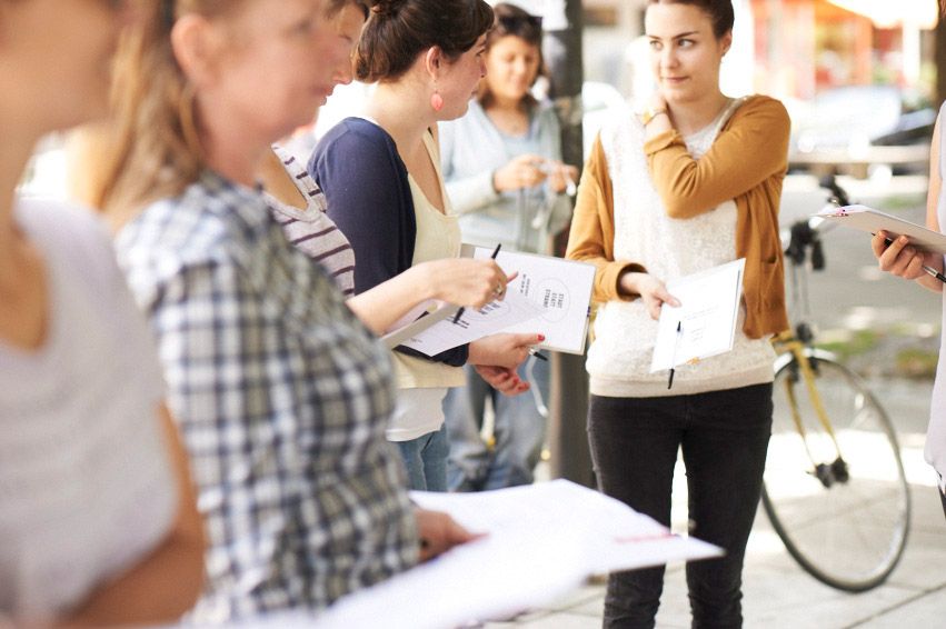 Missing alternative text