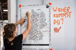 Missing alternative text