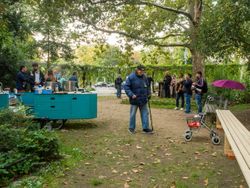 Missing alternative text