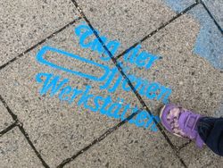 Missing alternative text