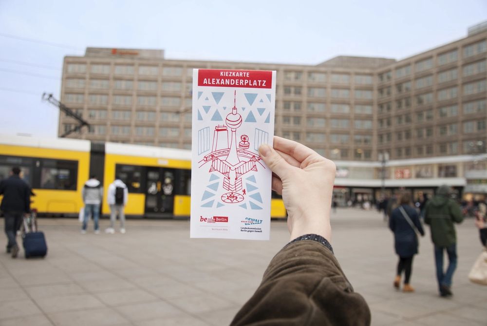 Missing alternative text