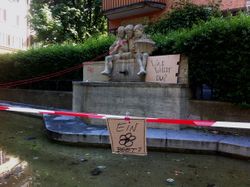 Missing alternative text