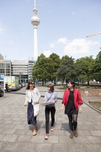 Missing alternative text