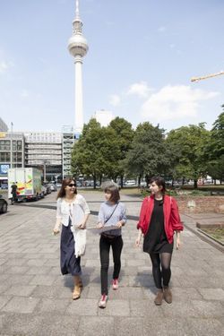 Missing alternative text