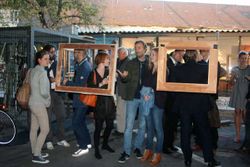 Missing alternative text