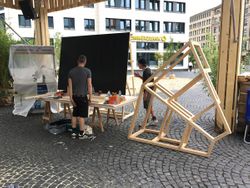 Missing alternative text