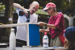 Missing alternative text