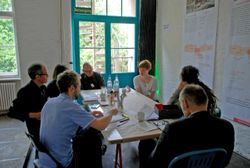 Missing alternative text