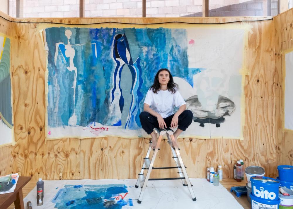 Missing alternative text