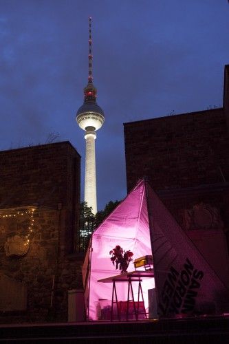 Missing alternative text