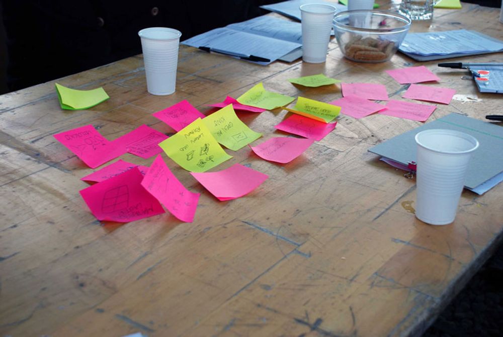 Missing alternative text