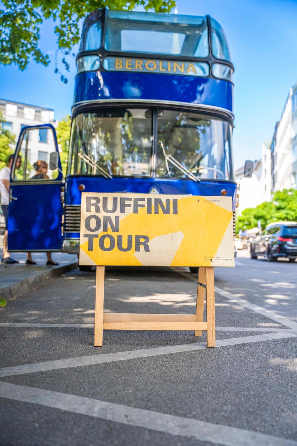 Missing alternative text