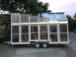 Missing alternative text