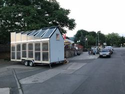 Missing alternative text