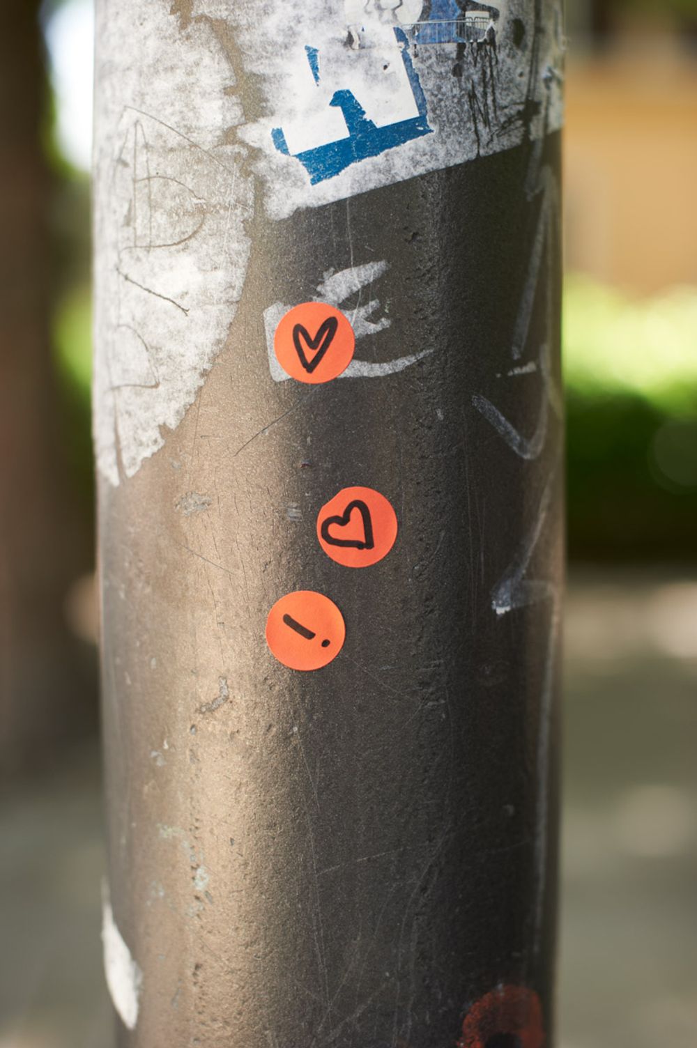 Missing alternative text