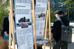 Missing alternative text