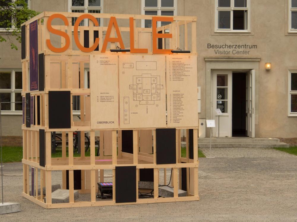 Missing alternative text