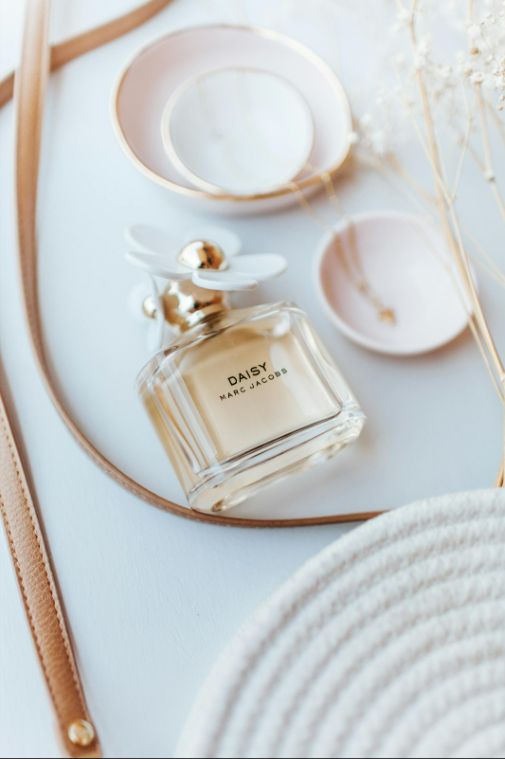 The 10 Best Vanilla Fragrances for Women 