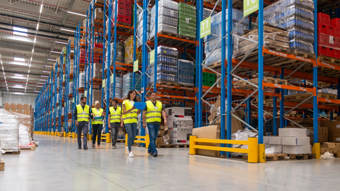 Guide to 15 Best Data Warehousing Tools: Benefits, Types, Use Cases