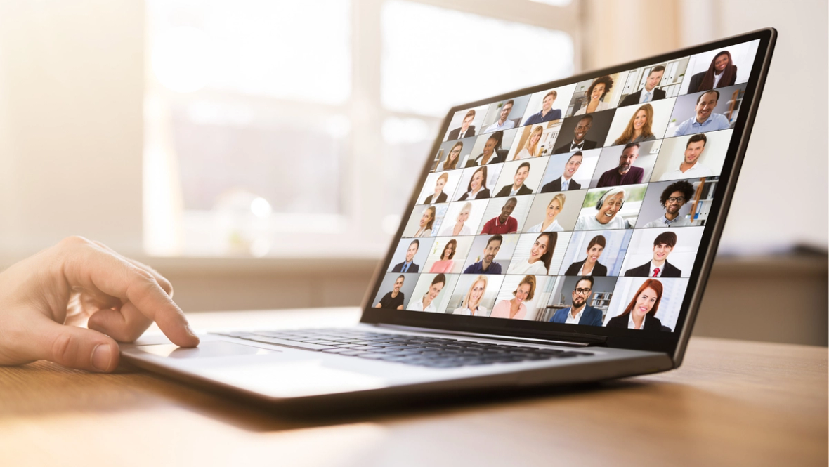 10 AI Tools to Finally Make Your Zoom Meetings Productive