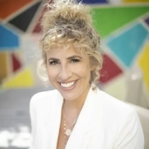 Alesandra Dubin