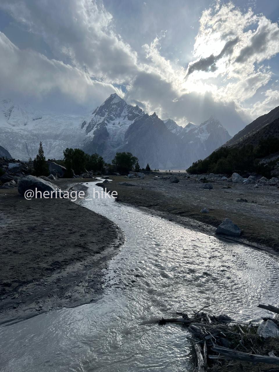 Batura 7000m peak views