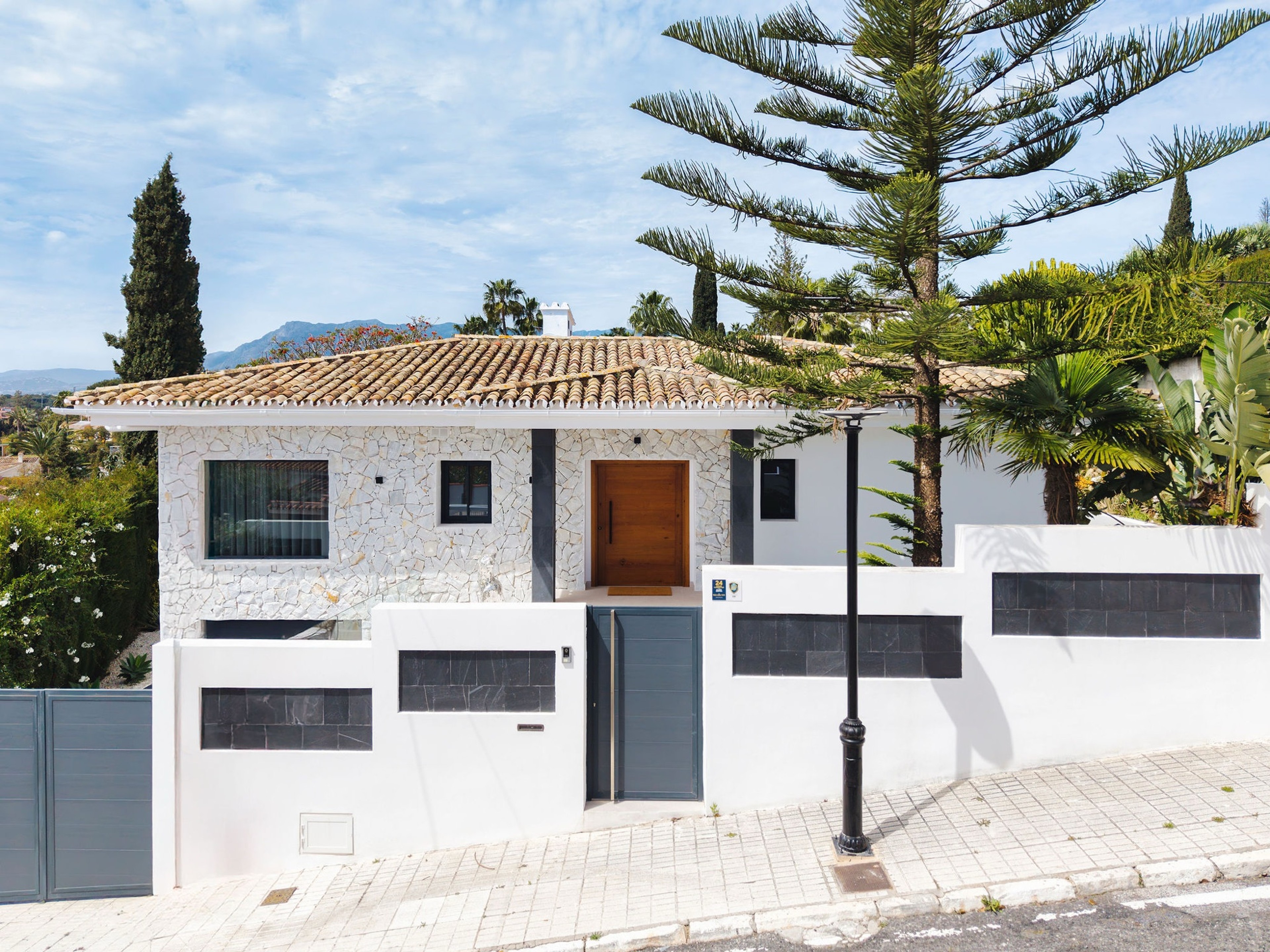 Villa Sama - photo 1