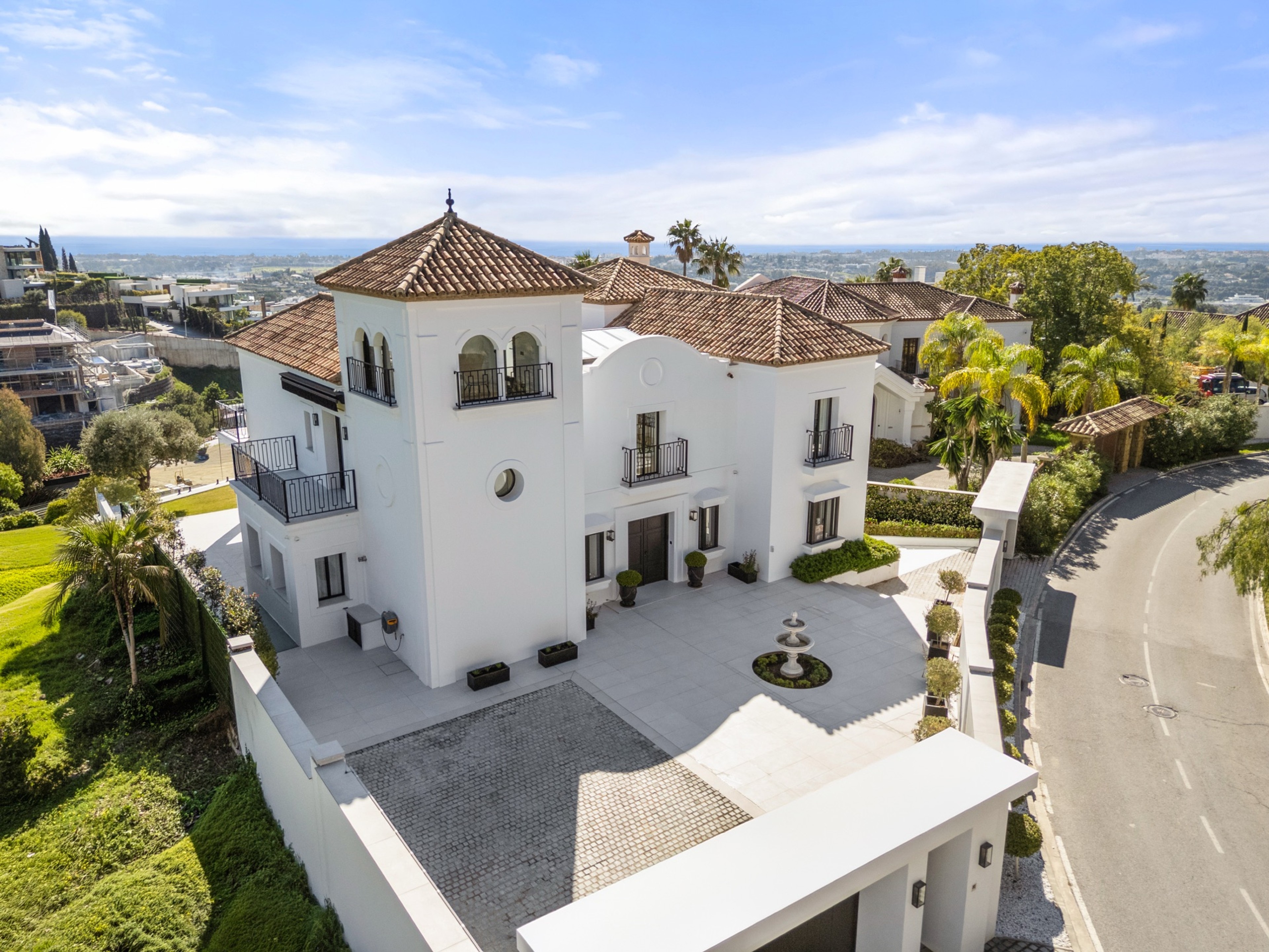 Villa Amra - photo 1