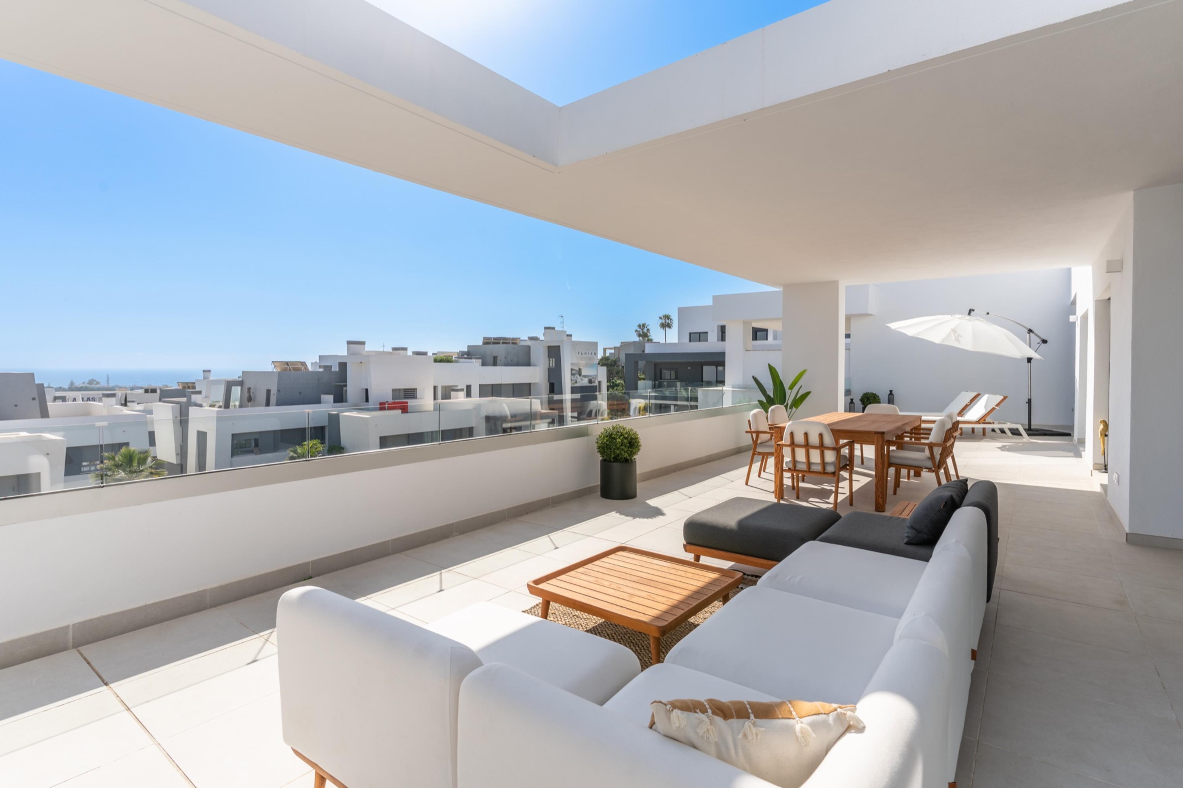 Penthouse Vanian Gardens - photo 1