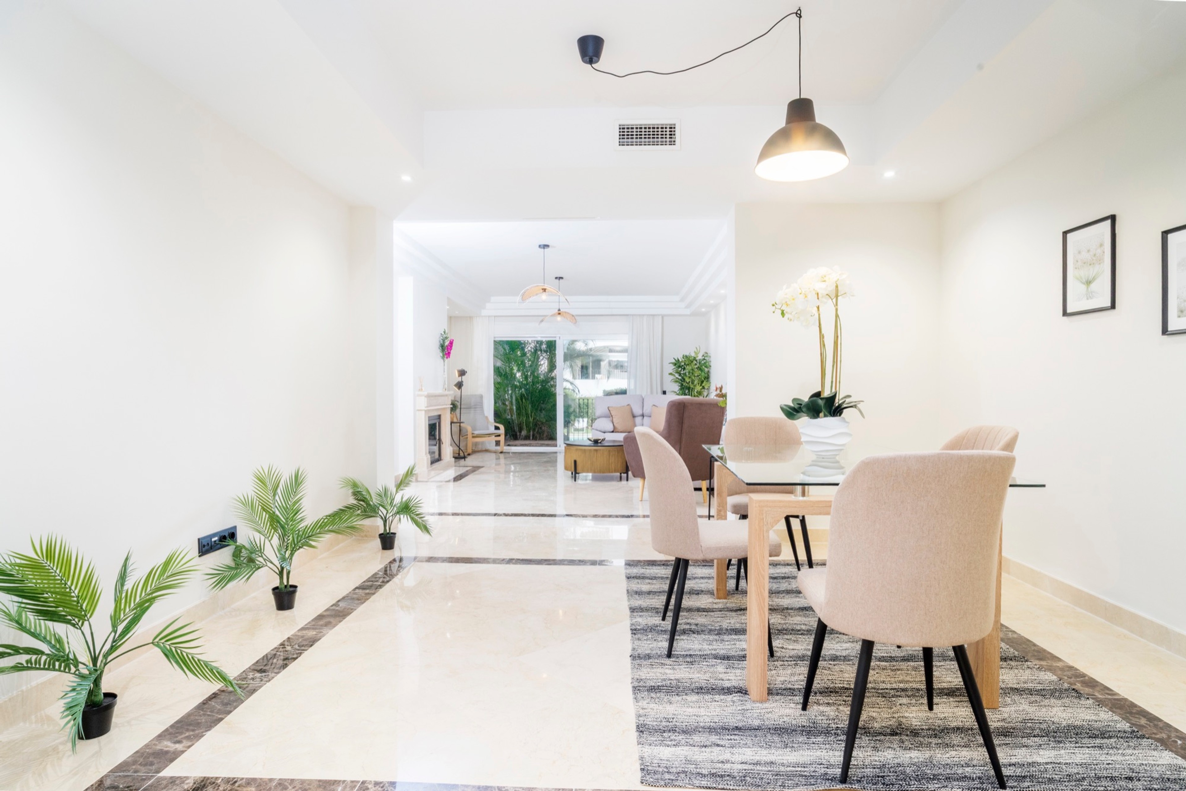 Montebello Hills 214 - photo 1