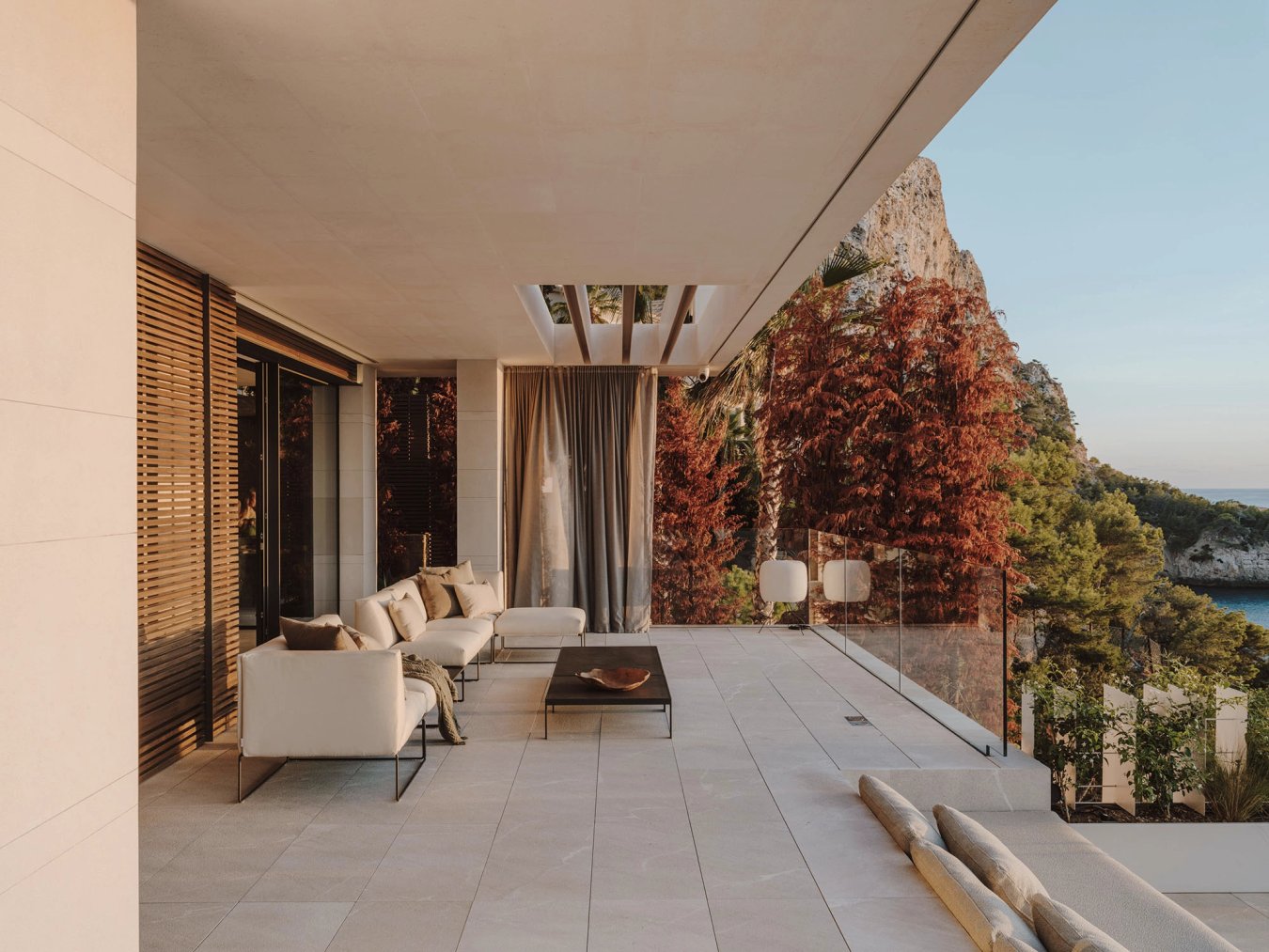 salvalopez_calallamp_255