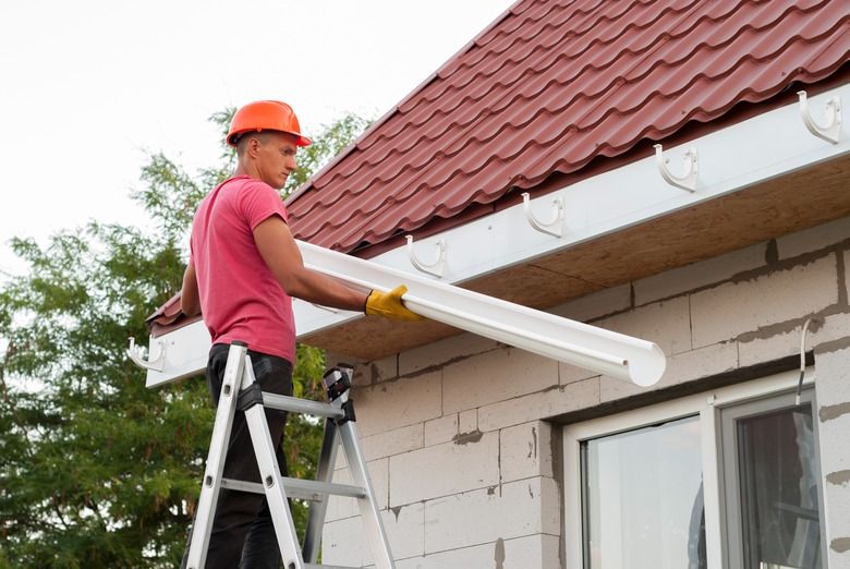 Gutter runoff protection