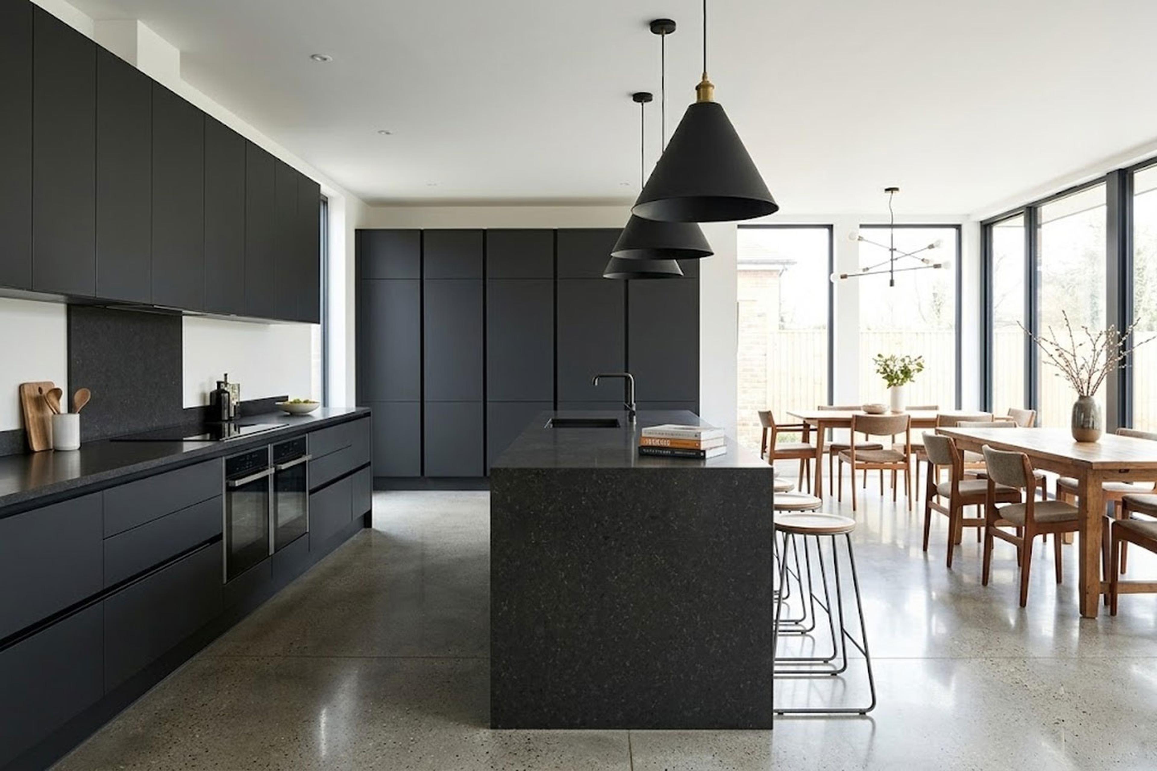 Starwood SW275 — view