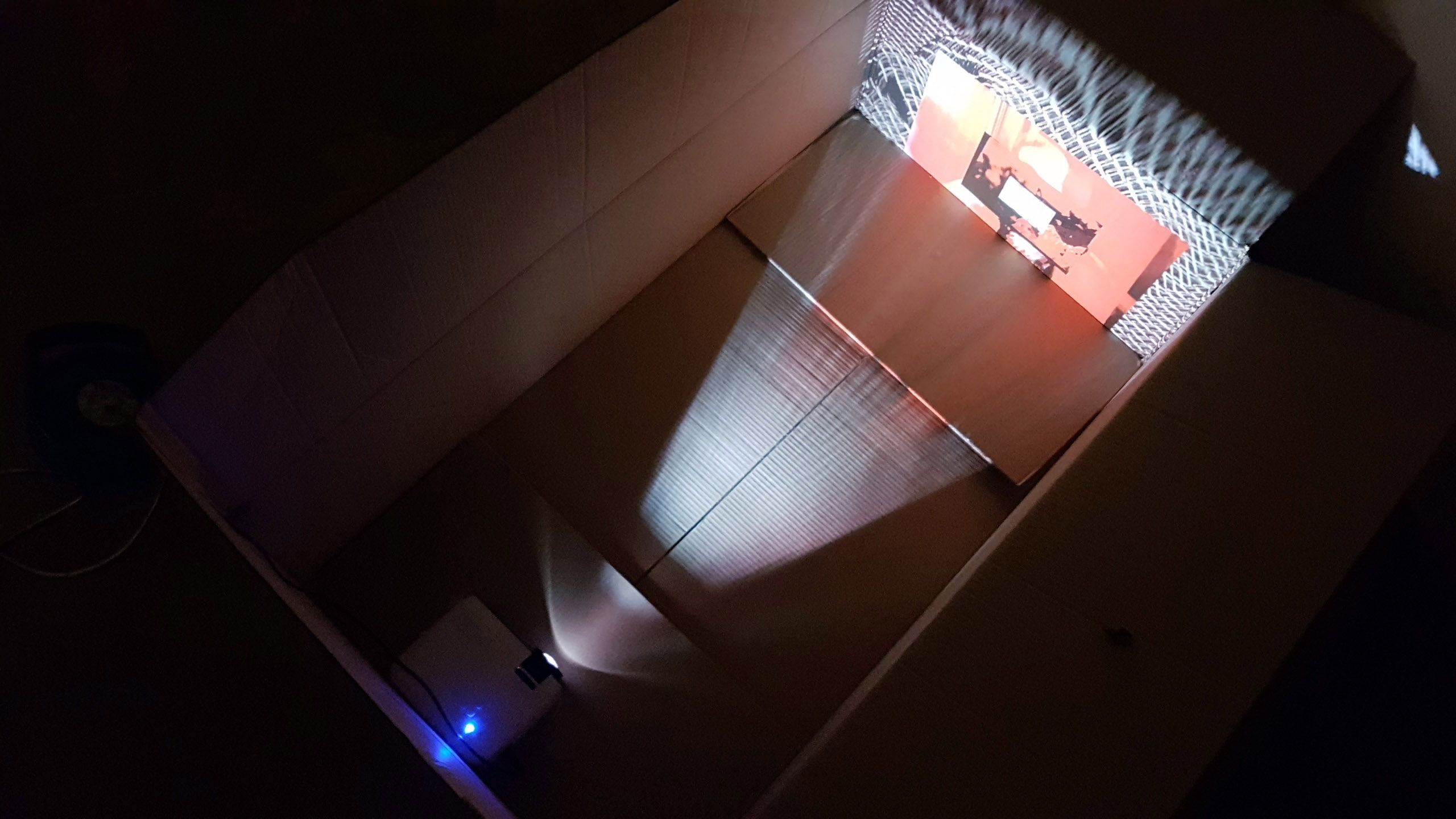 Cuerpo virtual en caja de Amazon Prime. Manuel Granados