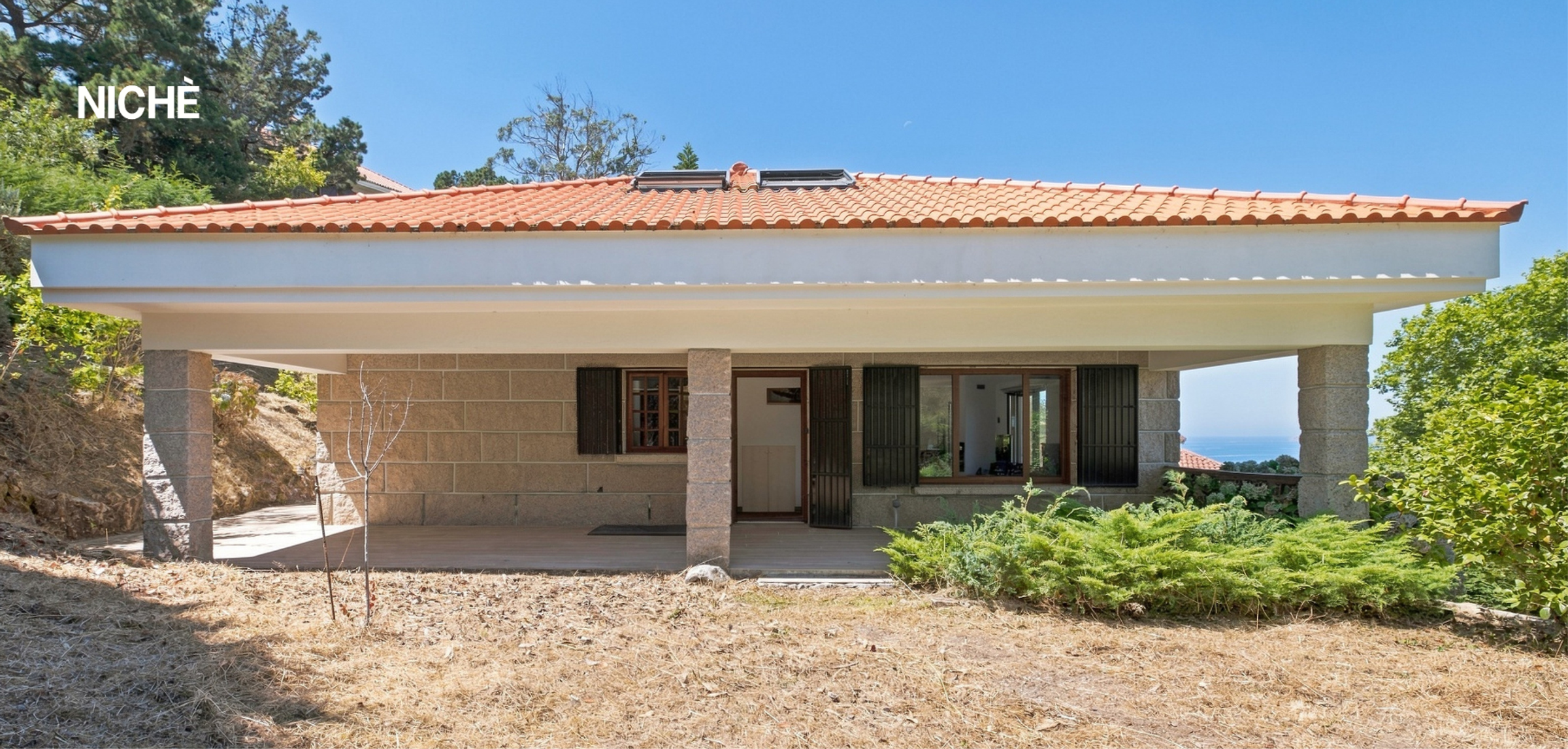 Chalet con acceso privado a la playa en Punta Couso, Cangas — Punta Couso, O Hío, Cangas — 5 dormitorios (34/37)