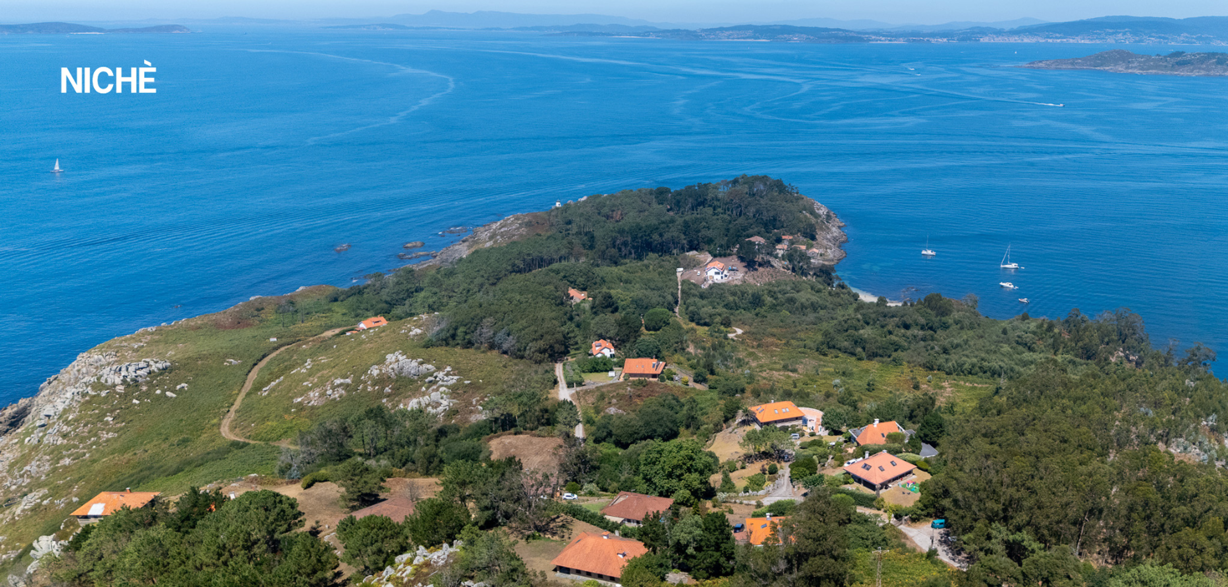Chalet con acceso privado a la playa en Punta Couso, Cangas — Punta Couso, O Hío, Cangas — 5 dormitorios (36/37)