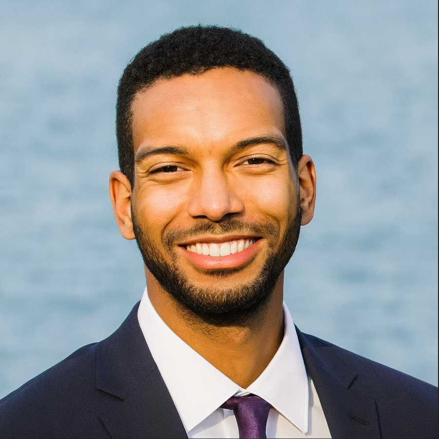 Alexander D'Abreu headshot