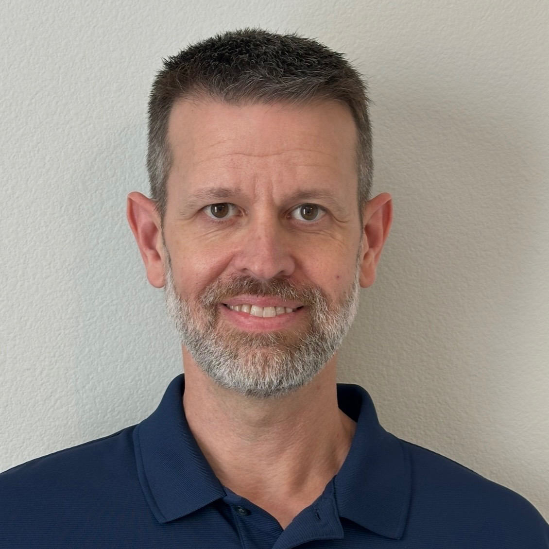 Kevin Frost headshot