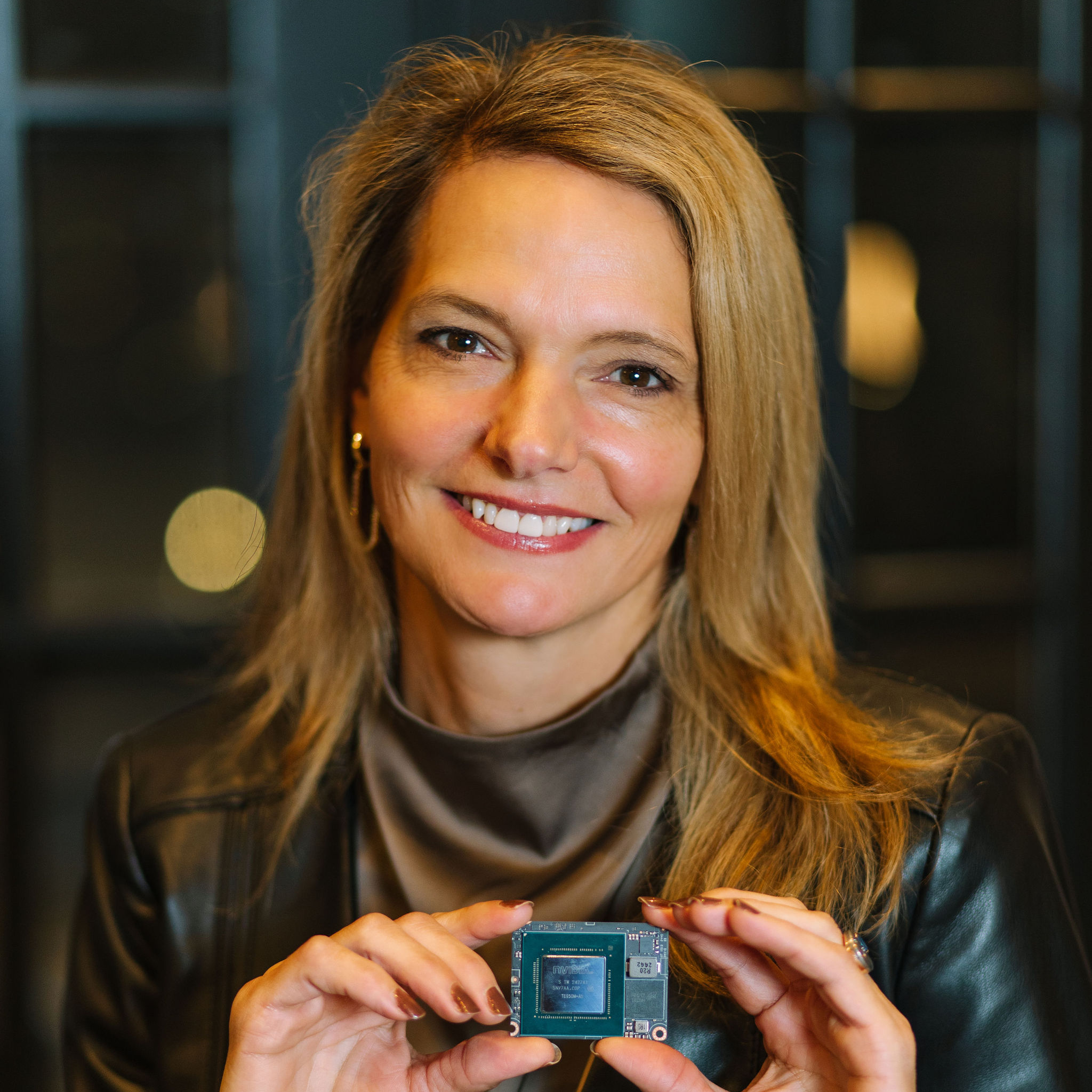 Carolyn Swan headshot