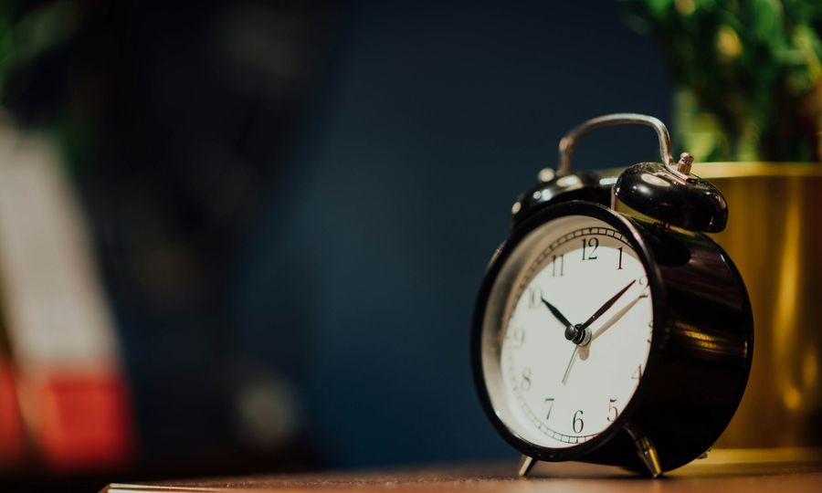 Alarm clock at 10:10