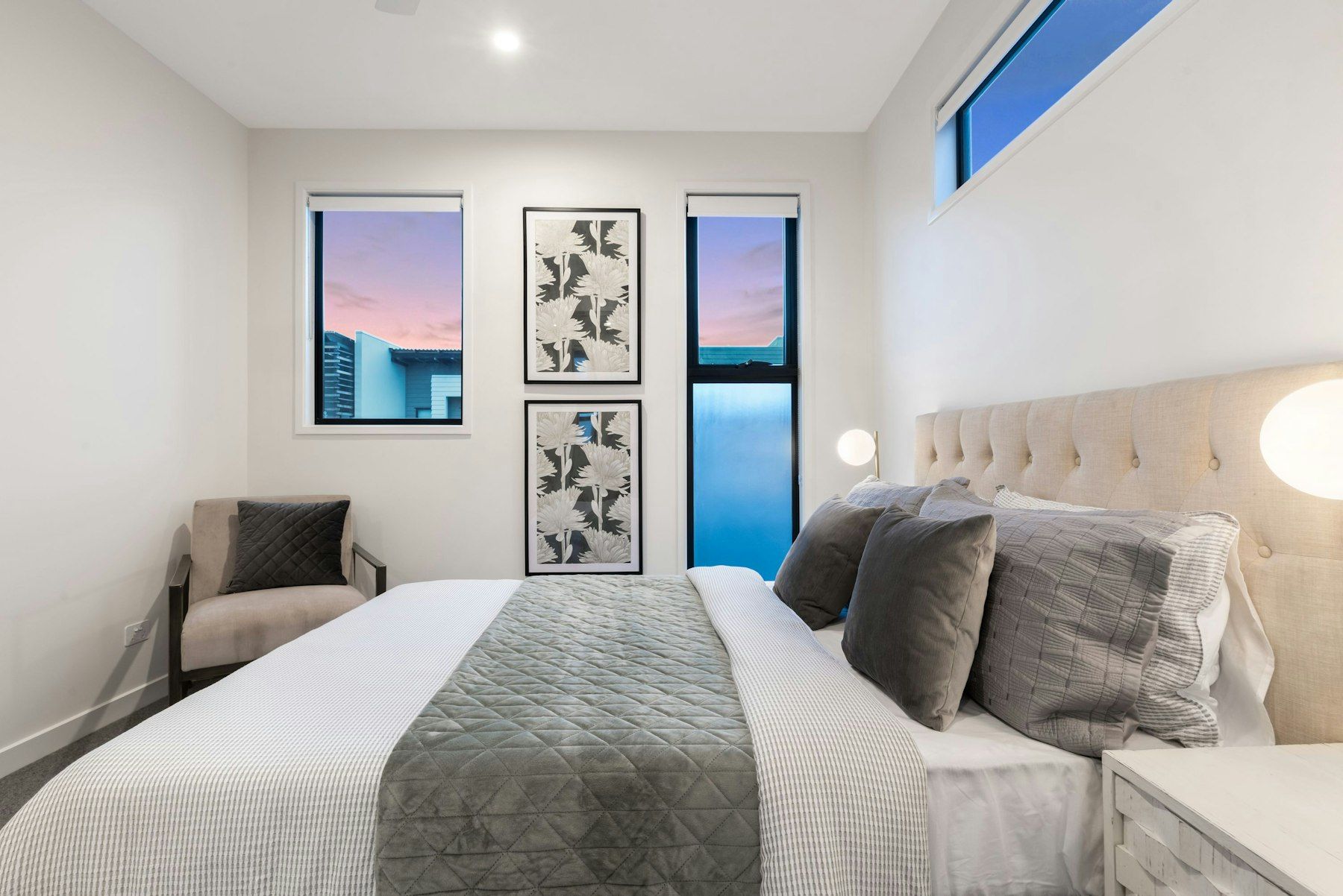 White and black bed linen