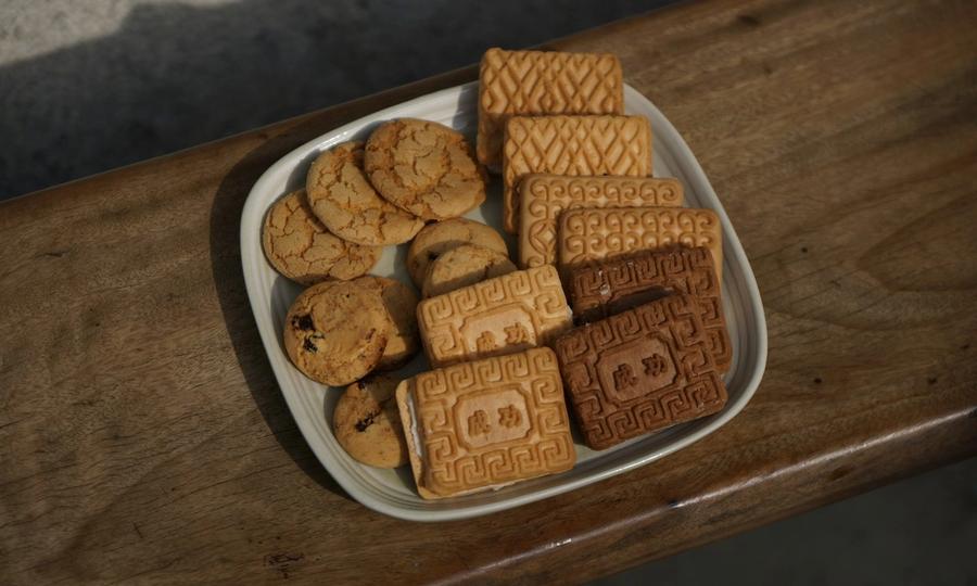 A plate of cookies and cookies on a table