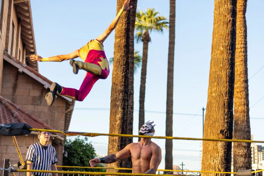 Lucha Libre wrester jumps into ring