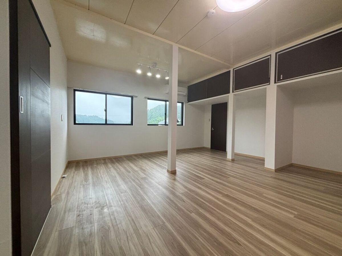佐賀県佐賀市｜マンション｜プレミアムガラス｜2024年7月 施工前