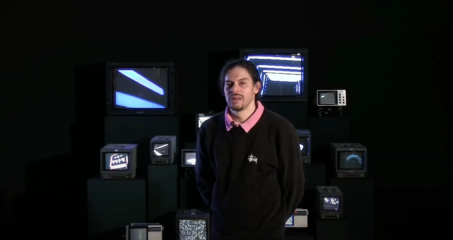 3 Questions with Antony Cairns – DoBeDo