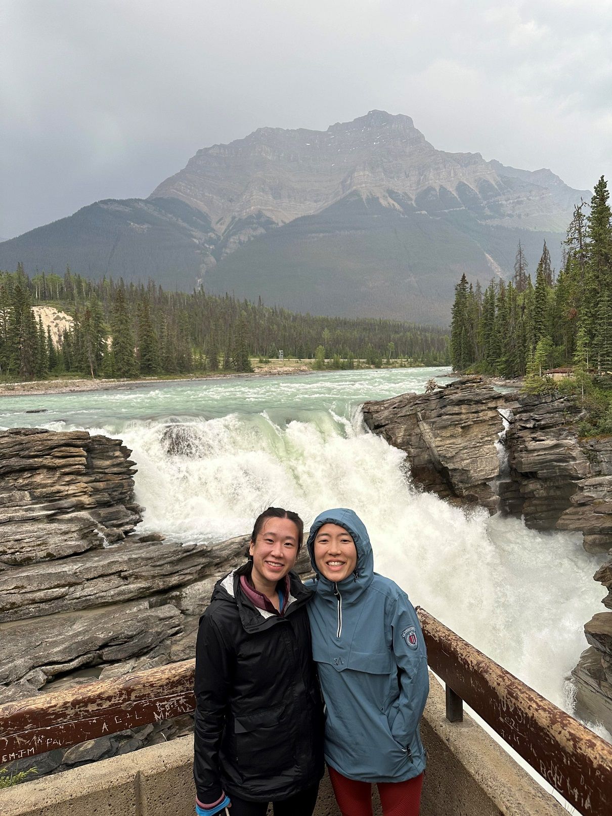 Mels and Anne in front of Athabasca Falls